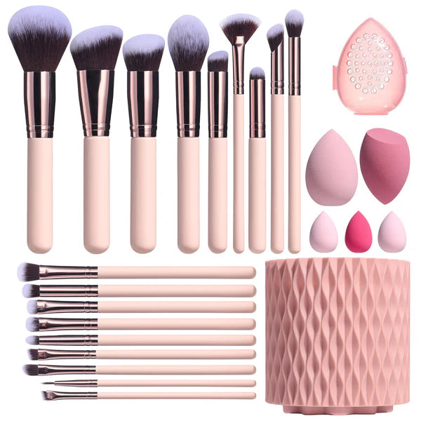 "Elevate Your Beauty Routine with Our 18-Piece Makeup Brushes Suit in Rotating Barrel"